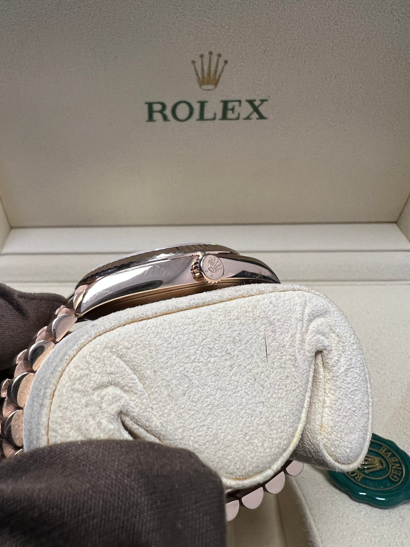 Rolex Day-Date 40 | Olive Green 228235 | Pre-owned 2023