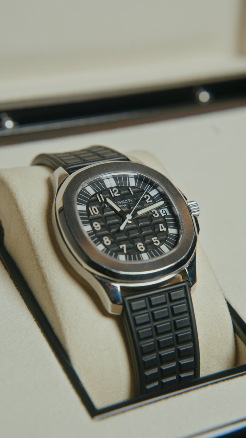 Patek Philippe Aquanaut 5065A | Pre-owned 2000s